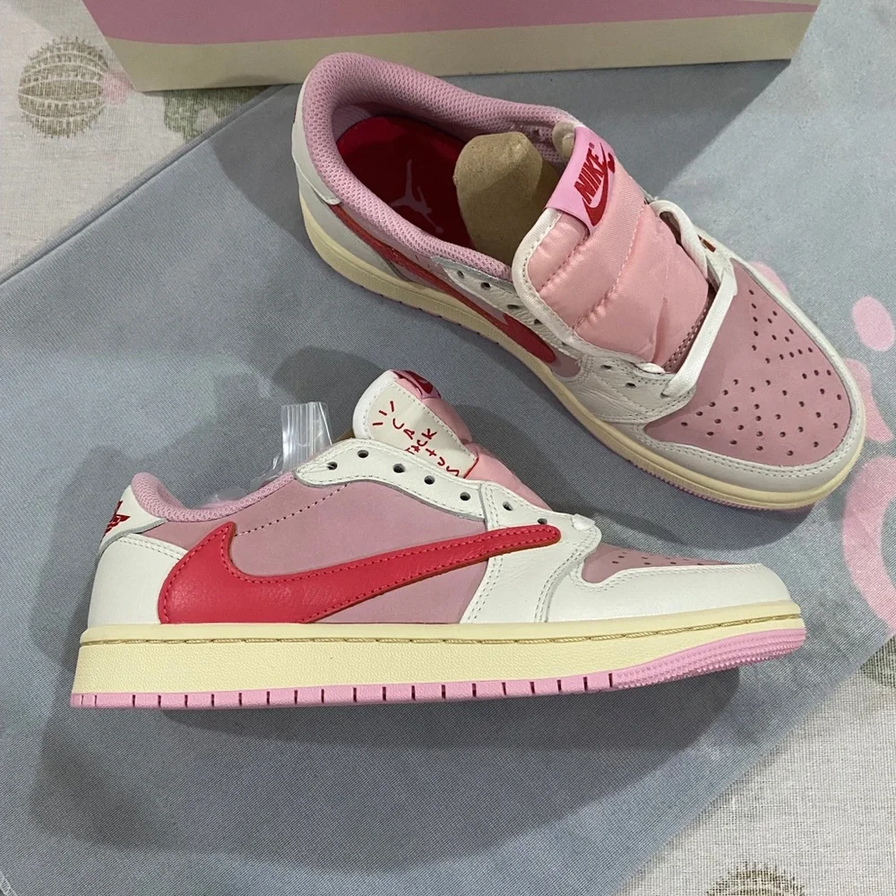 Nike classic low